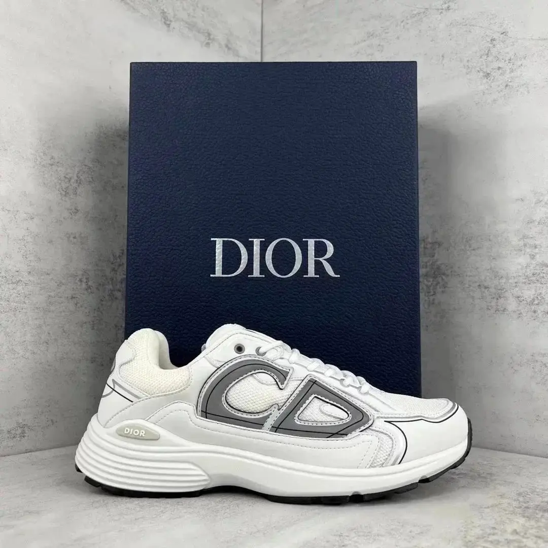 Dior Sneakers — photo 2 of 9