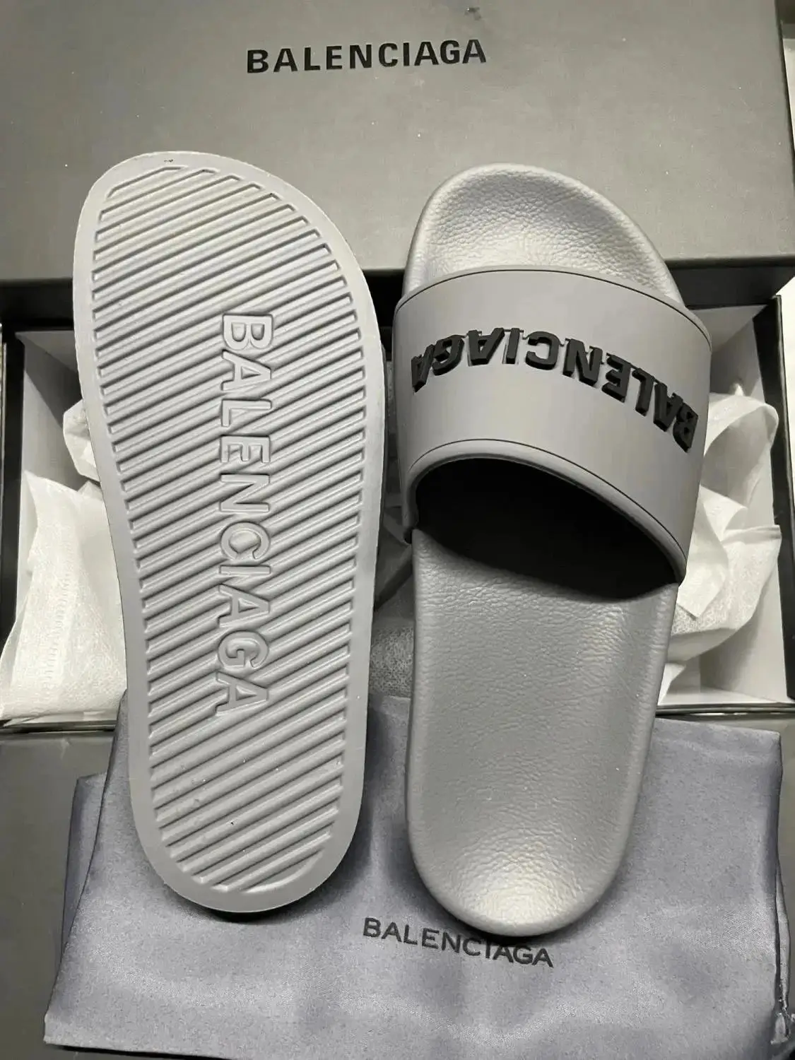 Balenciaga slippers — photo 5 of 14