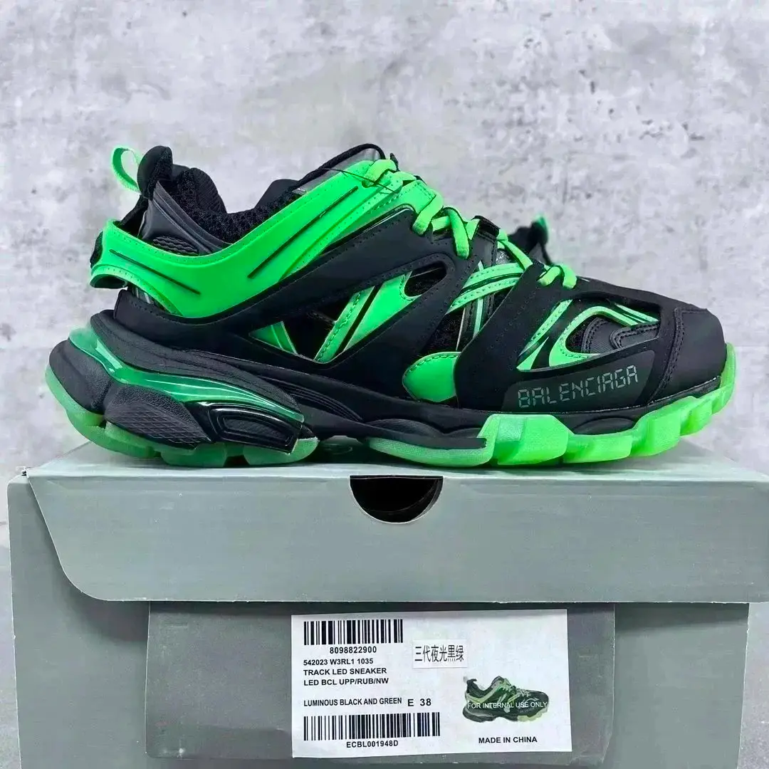 Balenciaga shoes — photo 7 of 15