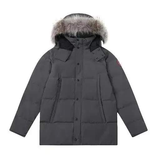 Canada Goose Coat — photo 5 of 14