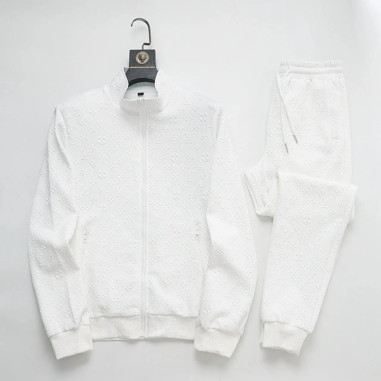 Prada Linea Rossa Tracksuit — photo 11 of 13