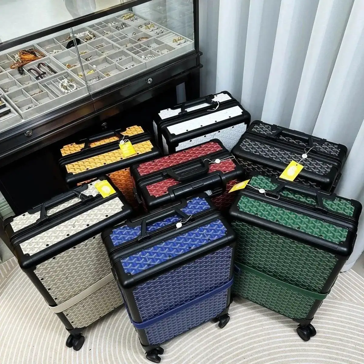Goyard Duffle Bag — photo 3 of 7