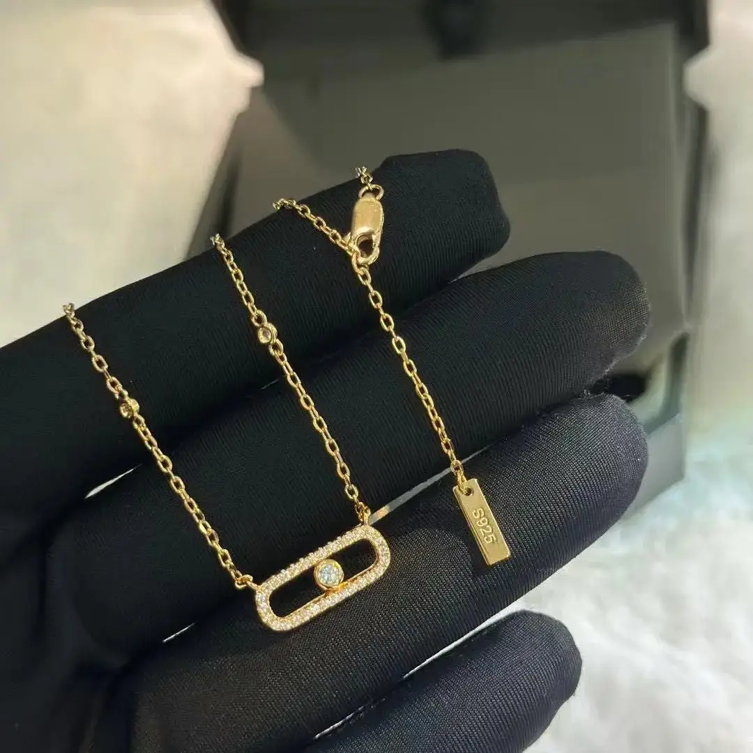Chanel Pearl CC Logo Necklace — photo 14 of 15