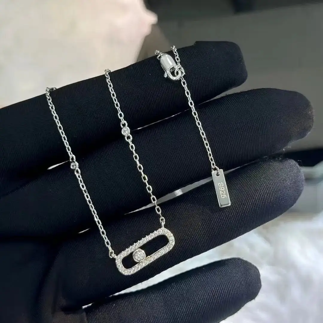 Chanel Pearl CC Logo Necklace — photo 5 of 15