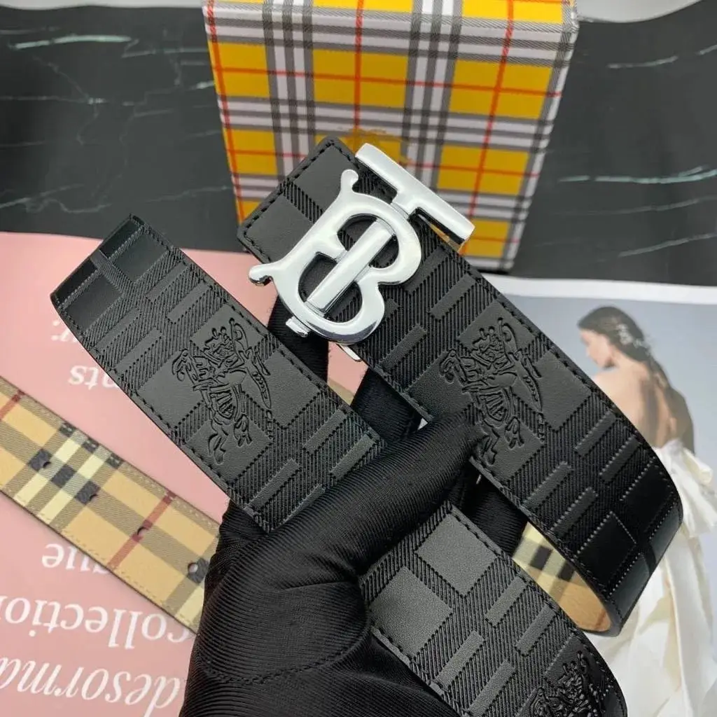Burberry House Check Belt — photo 13 of 14