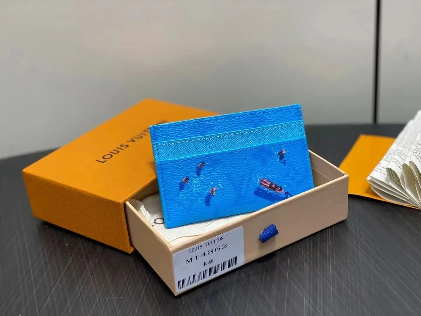 Louis Vuitton M14882 Card Holder — photo 3 of 9