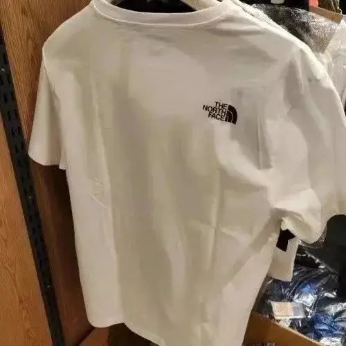 The North Face T-shirt — photo 9 of 14