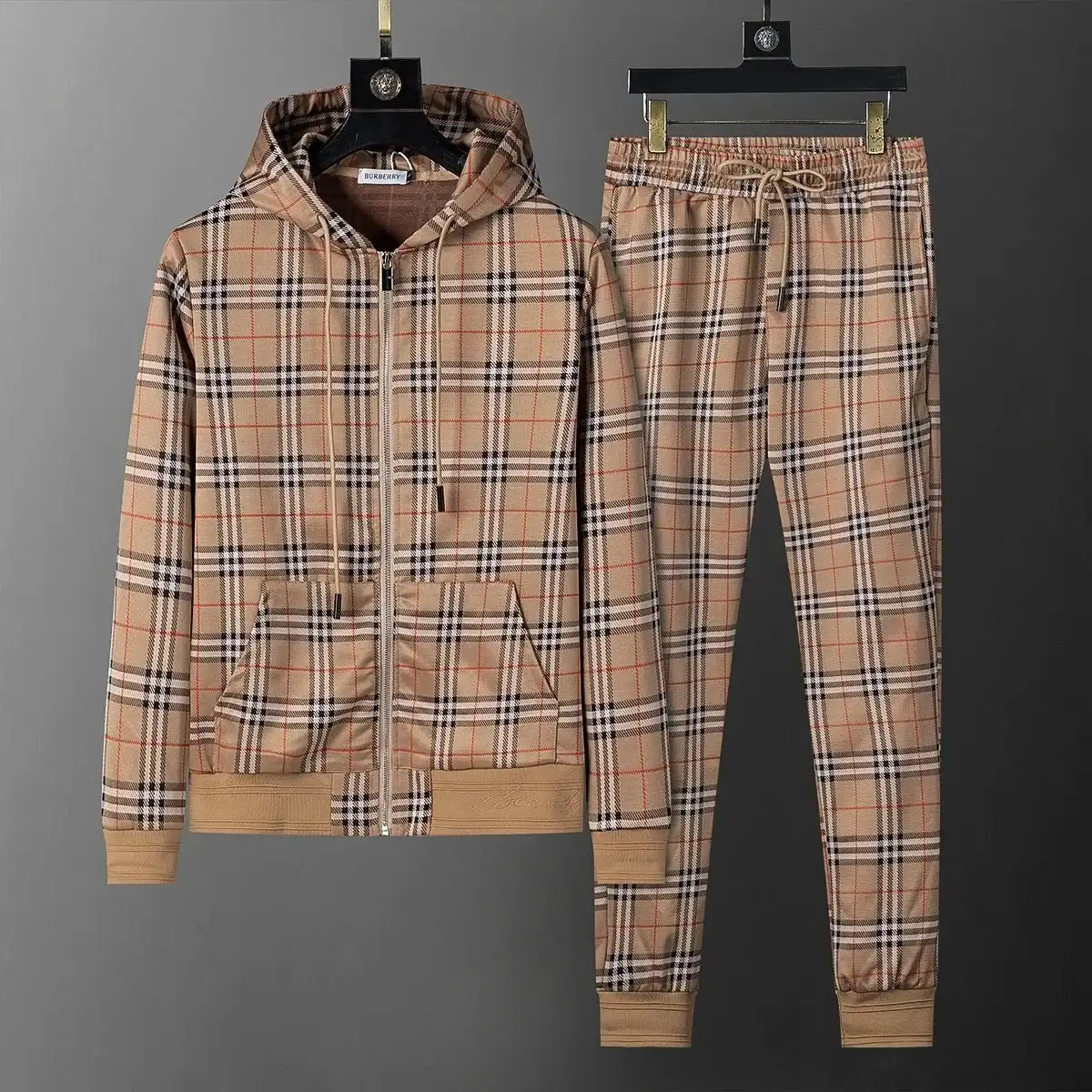 Gucci GG Supreme Hoodie and Jogger Pants Set — photo 4 of 6