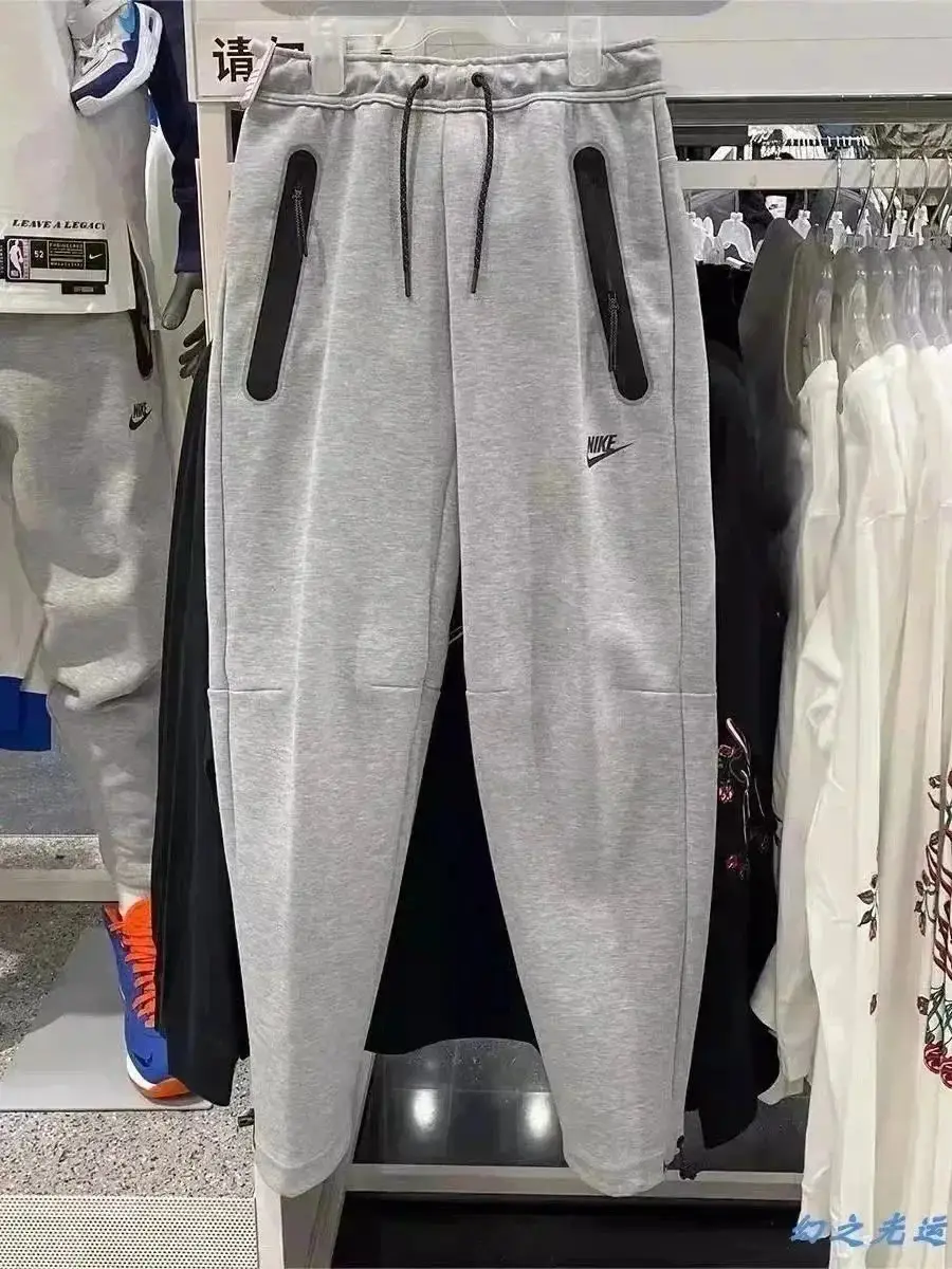 Nike B22 Sweatpants — photo 6 of 15