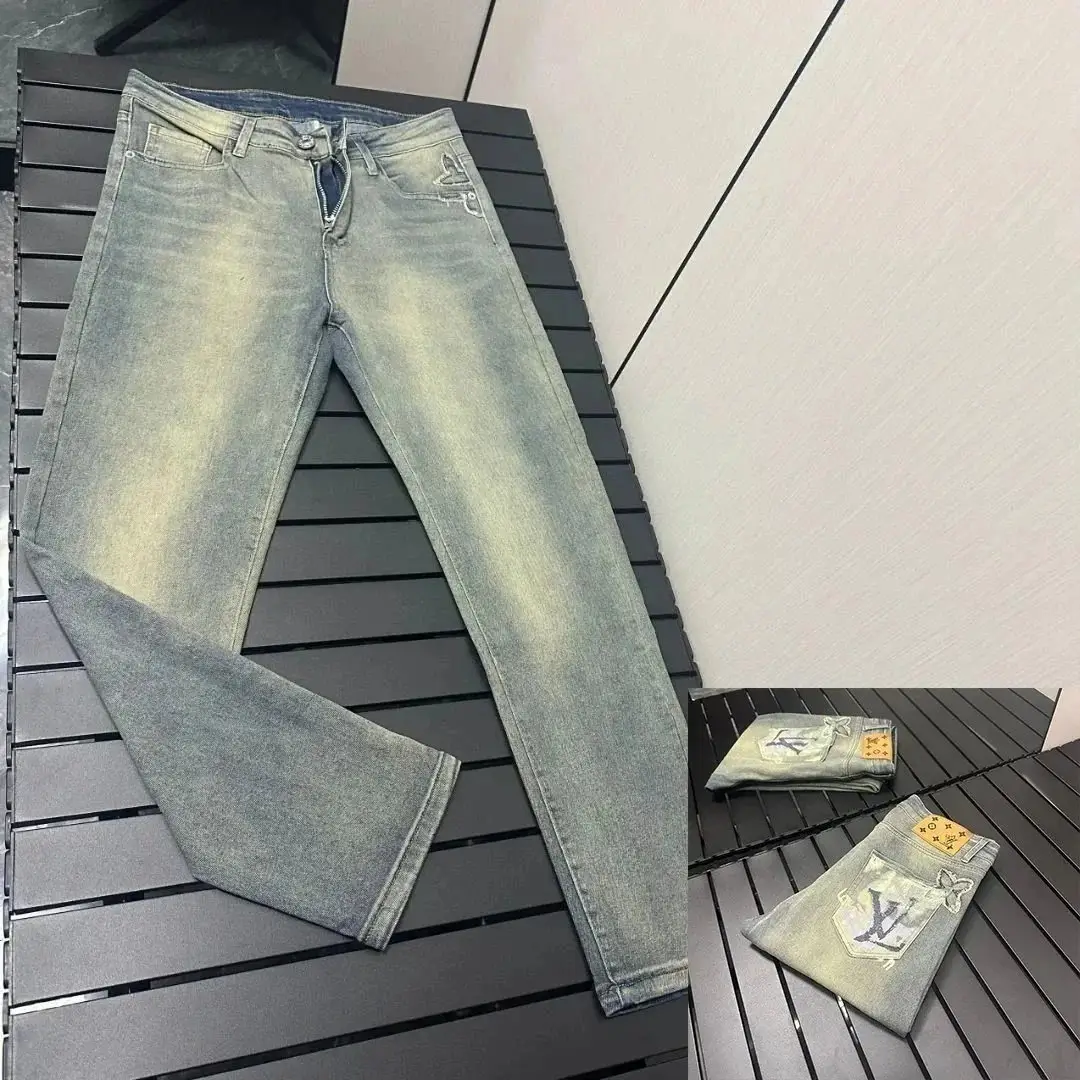 LV Jeans — photo 3 of 11