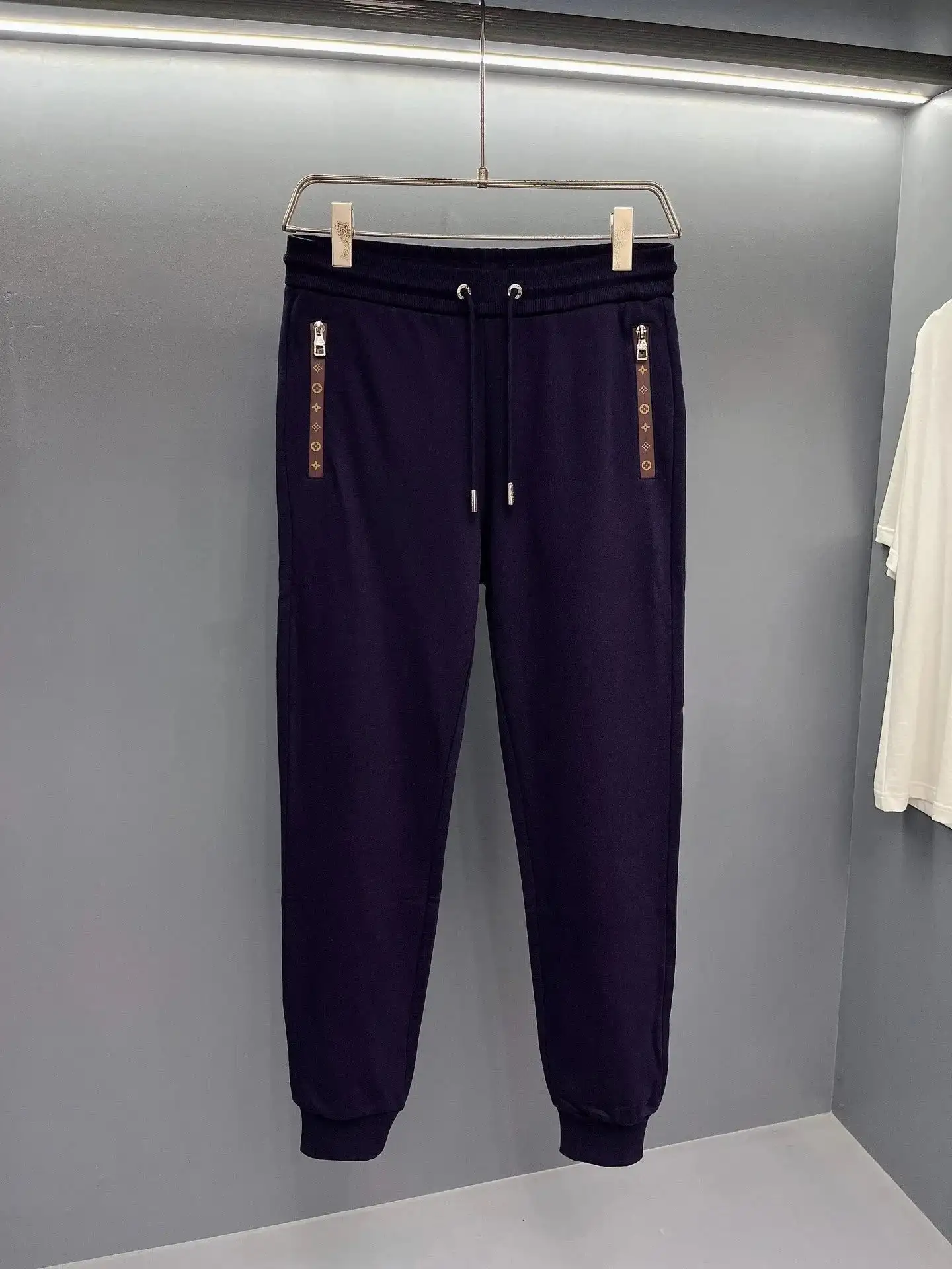 Louis Vuitton jeans — photo 6 of 6