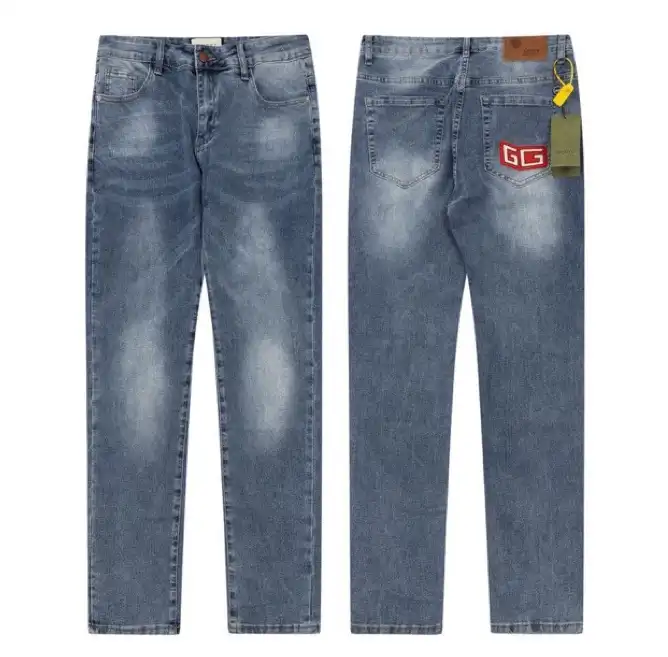 Louis Vuitton Monogram Denim Jeans — photo 3 of 15