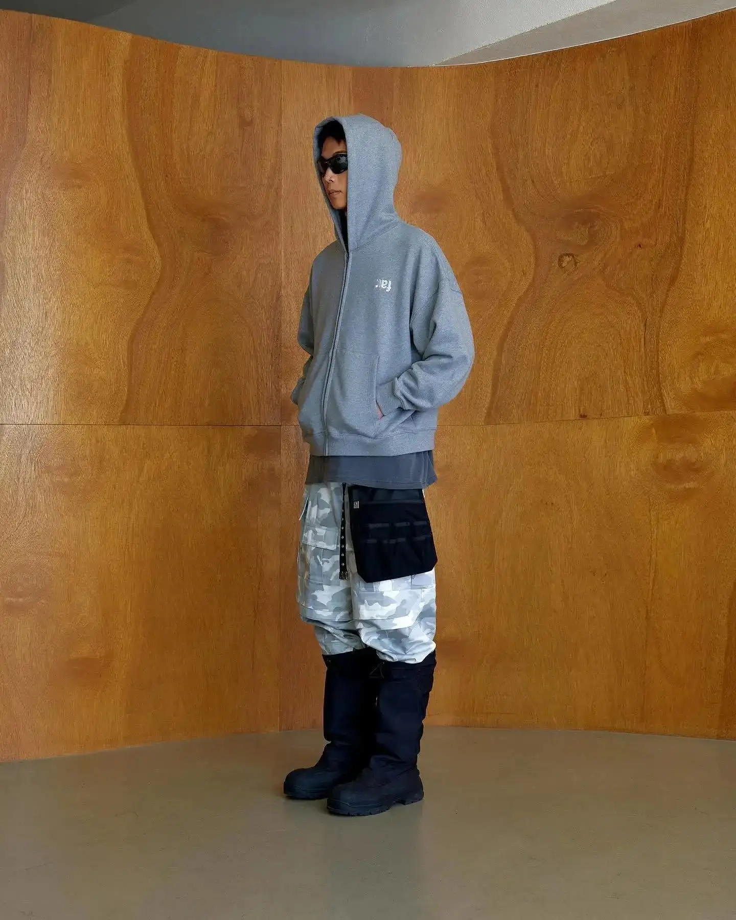 Balenciaga Cargo Pants — photo 8 of 9