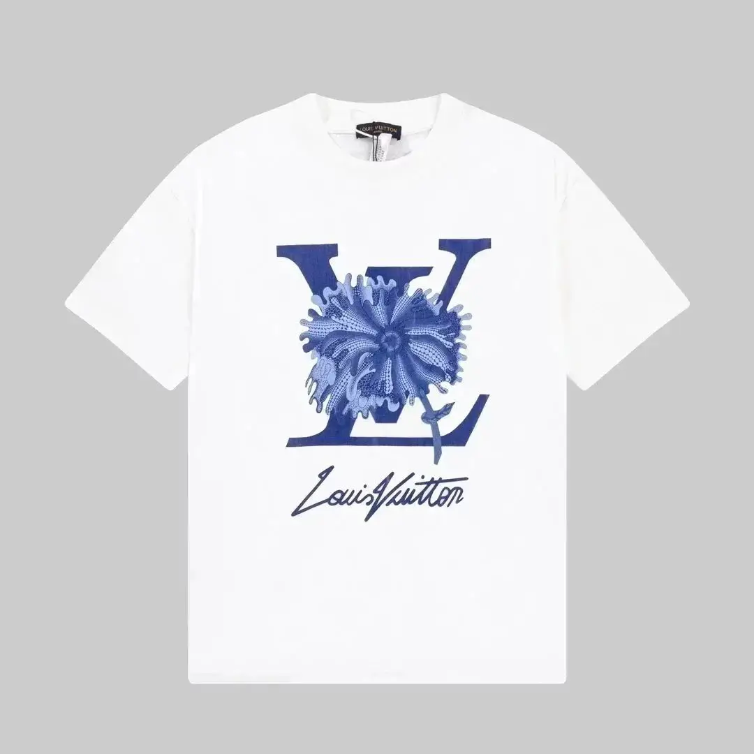 Louis Vuitton T-shirt — photo 7 of 9