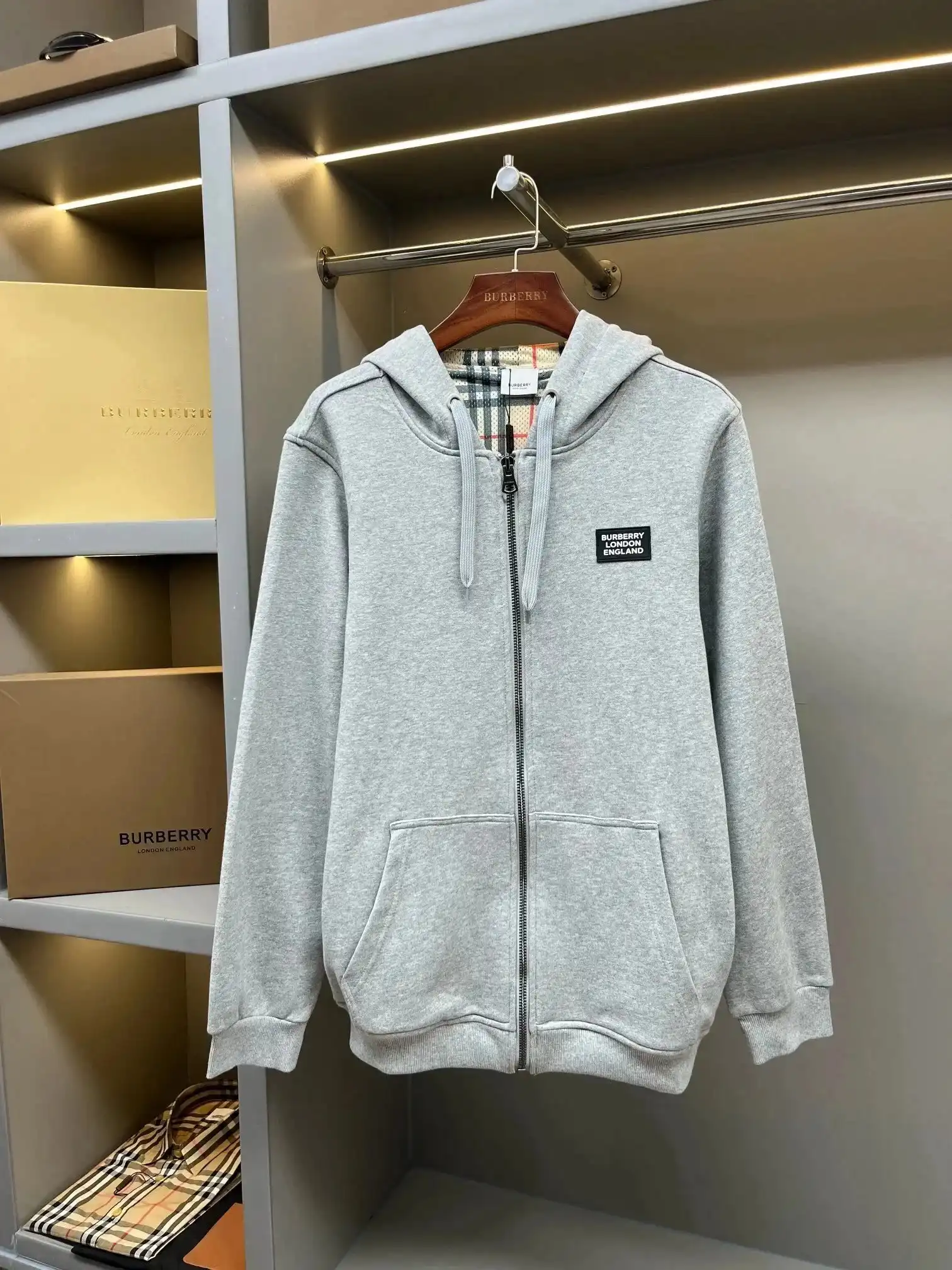 Burberry Check Print Hoodie — photo 8 of 13