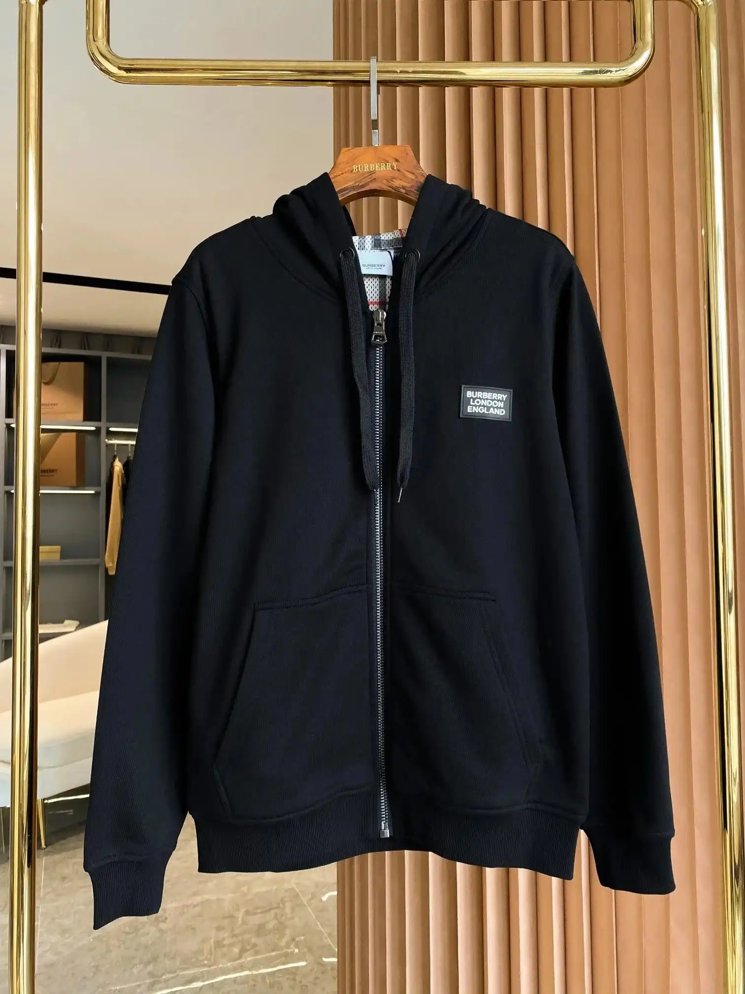 Burberry Check Print Hoodie — photo 9 of 13
