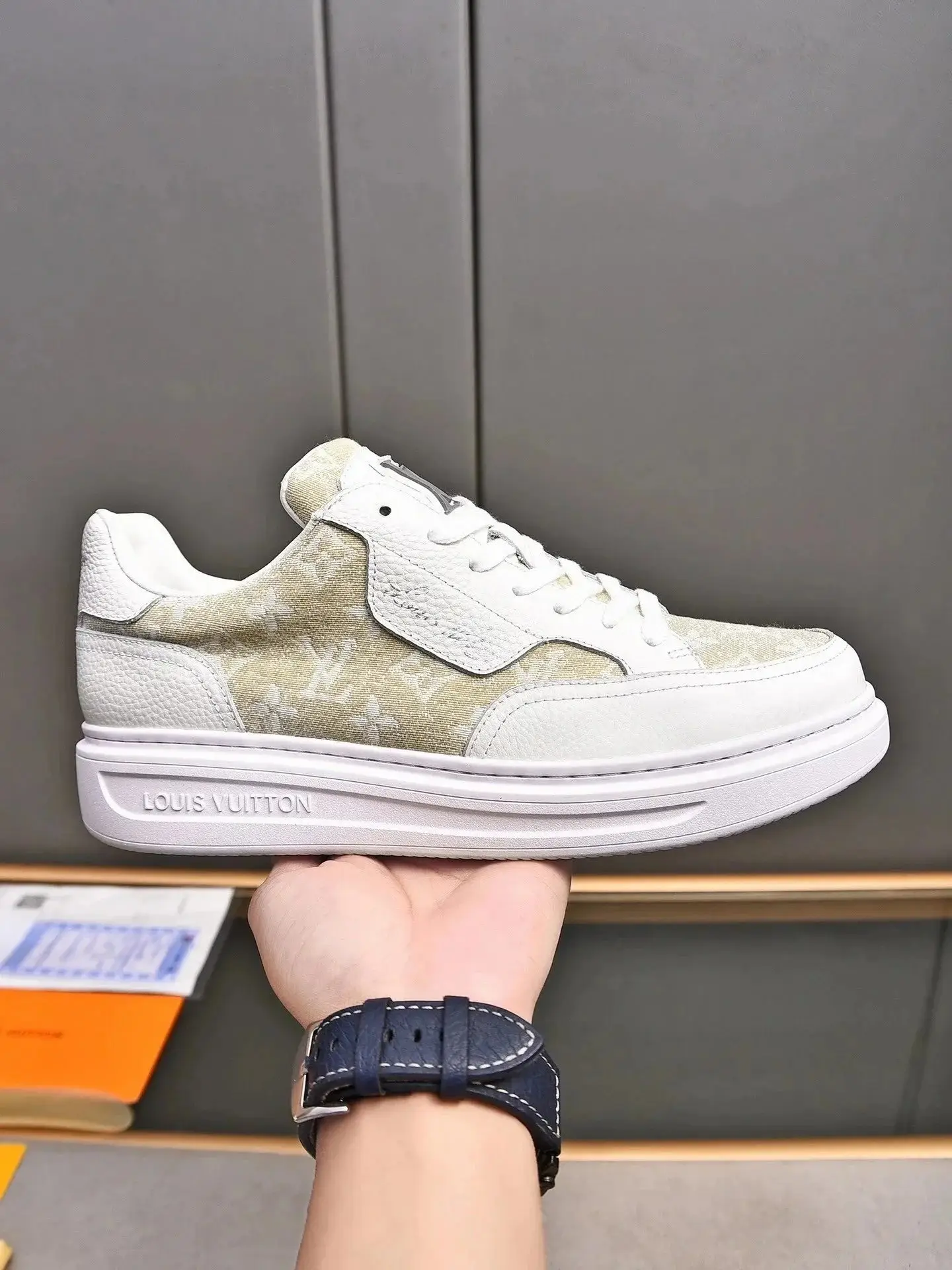 LV Shoes — photo 5 of 7