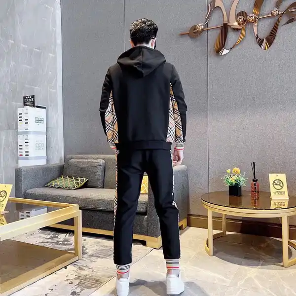 Burberry Hoodie suit — photo 5 of 14