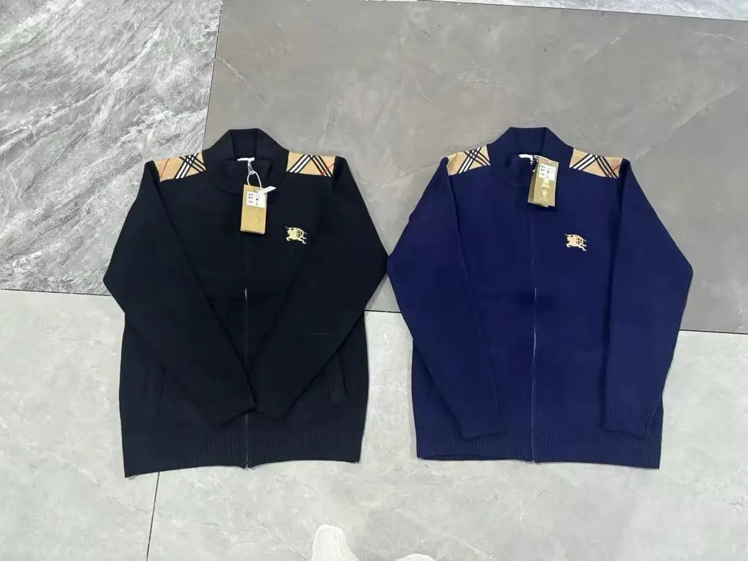 Burberry Vintage Check Hoodies / Hooded Jackets / Sweatshirts / Sweaters — photo 4 of 11