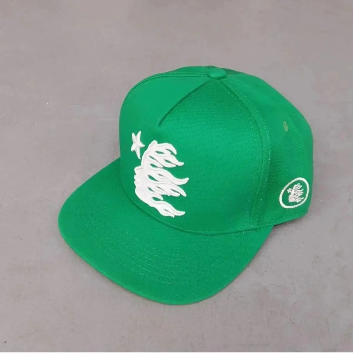 Design Baseball Cap — photo 3 of 5