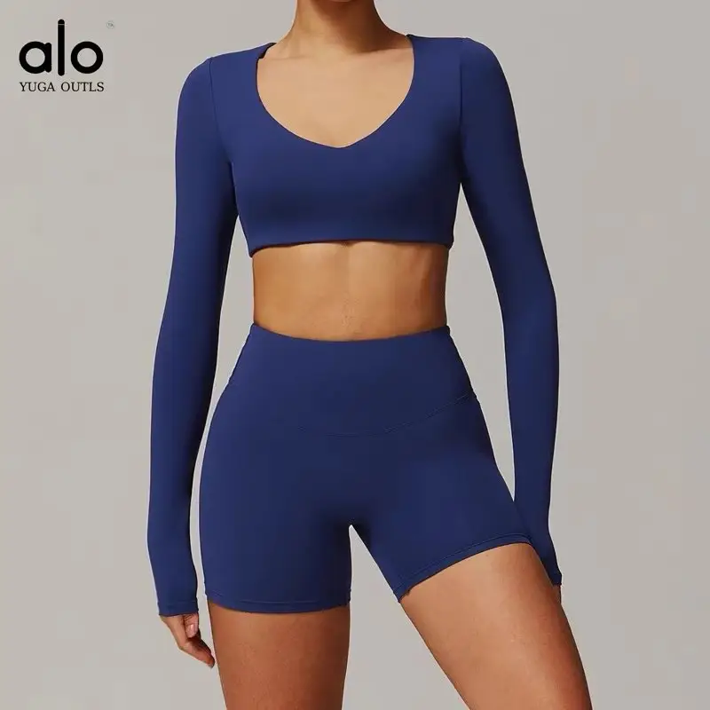 Alo Activewear — photo 3 of 15