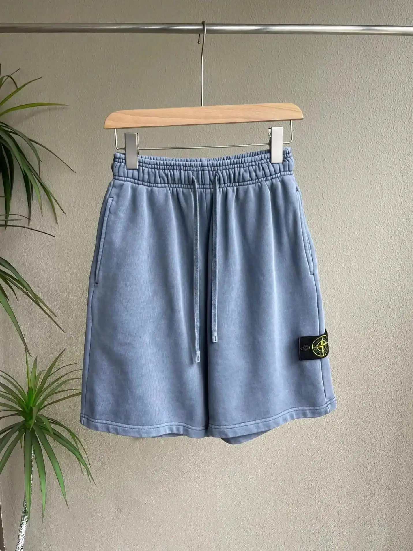 Design Shorts — photo 4 of 6