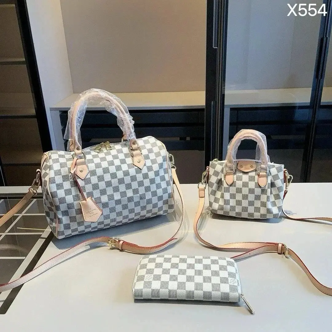 Louis Vuitton Backpacks — photo 11 of 14