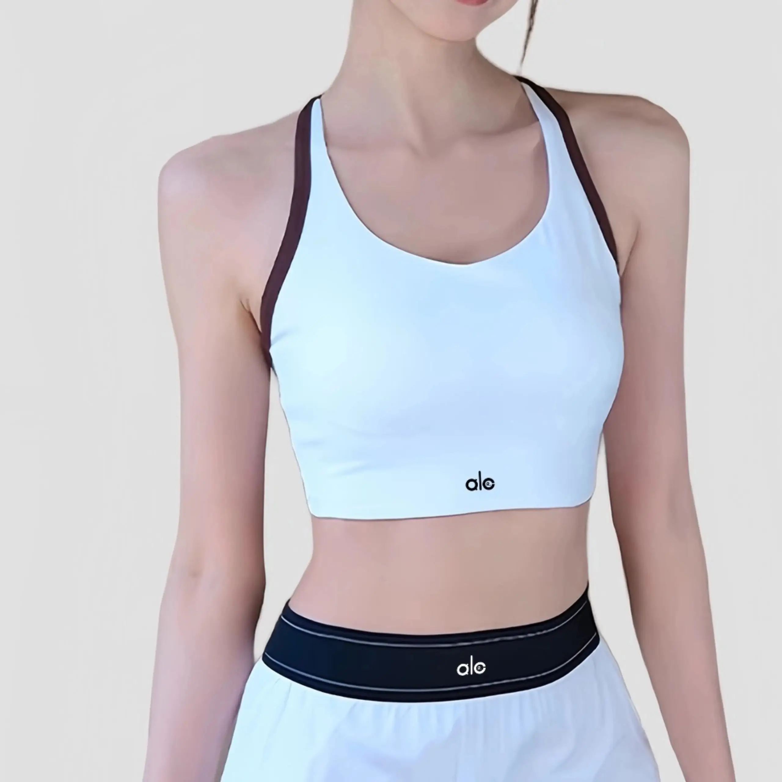 Alo Activewear — photo 6 of 8