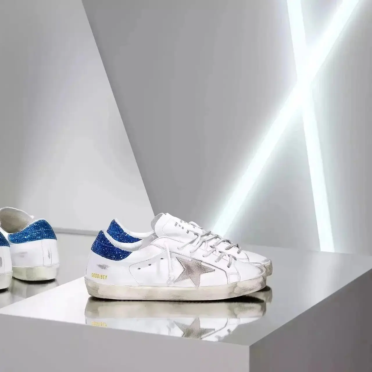 Golden Goose Chunky Sneakers — photo 2 of 13