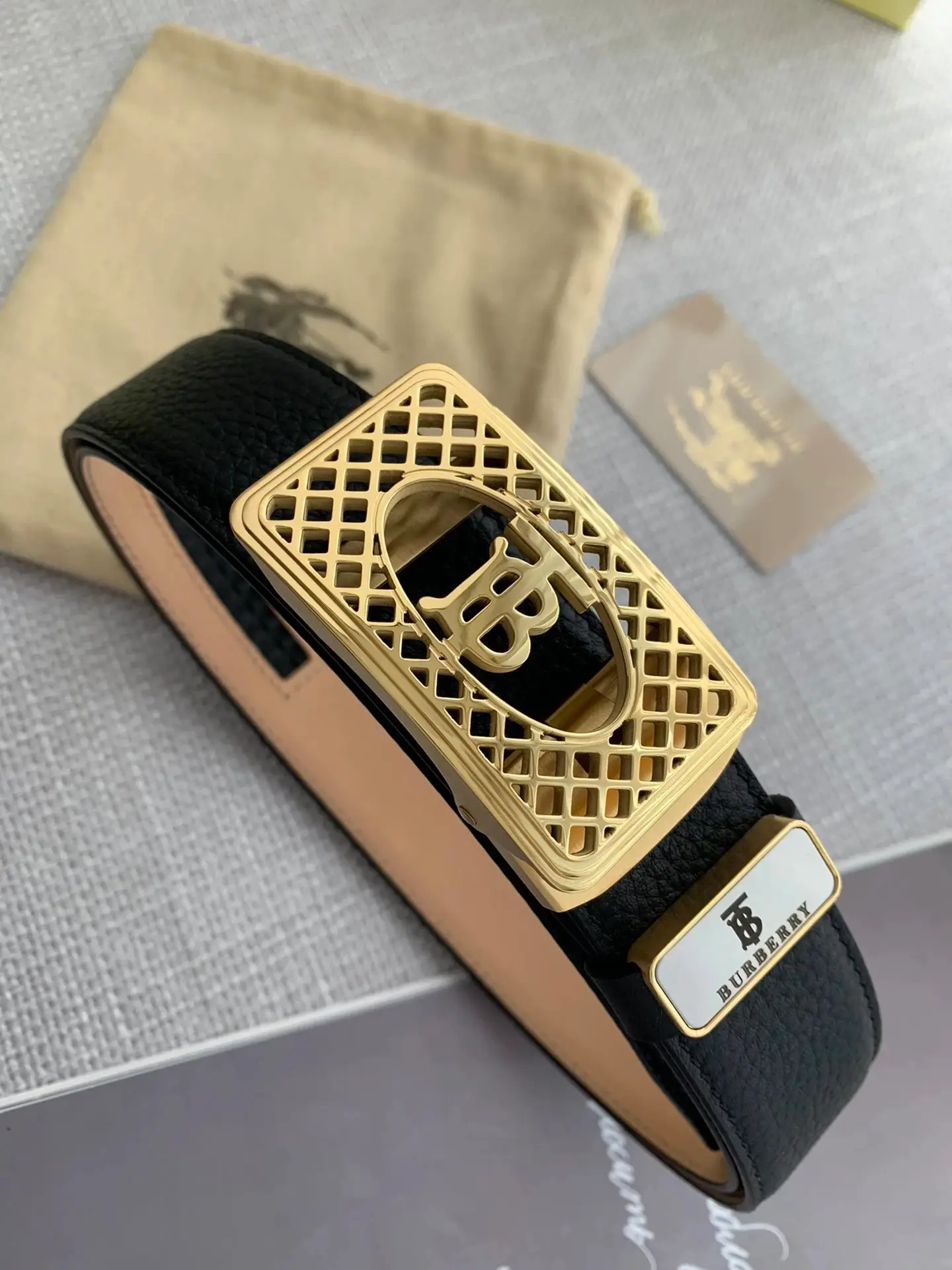 Burberry Leather Belt — photo 5 of 15