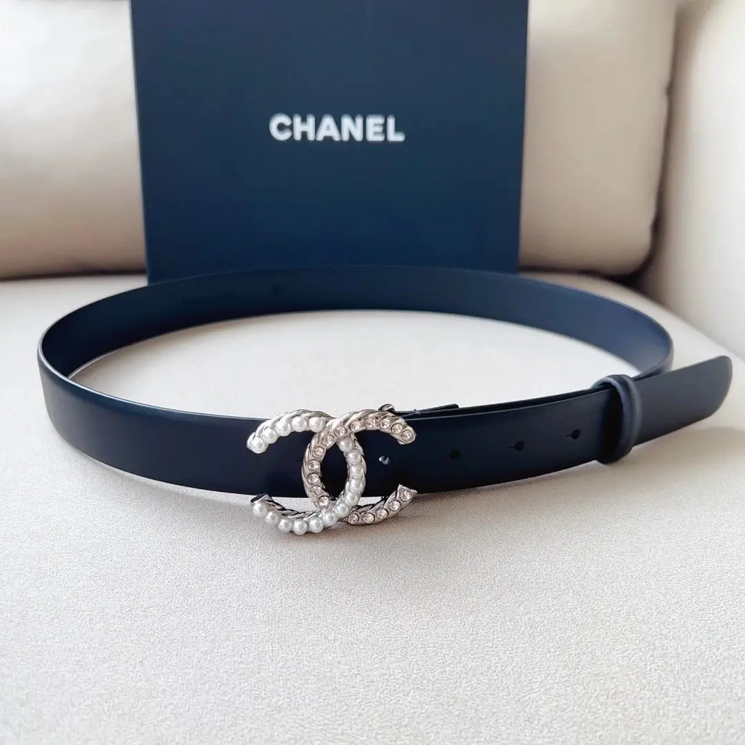 Chanel Leather Belt — photo 3 of 15