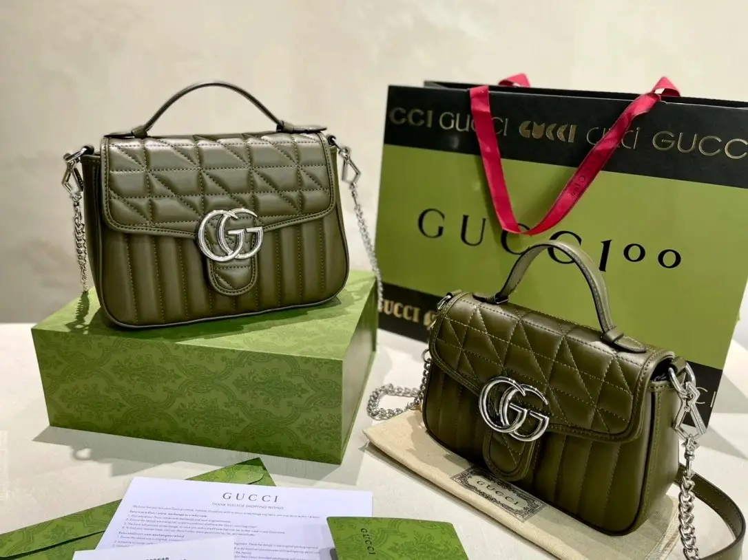 Gucci Handbags — photo 13 of 15