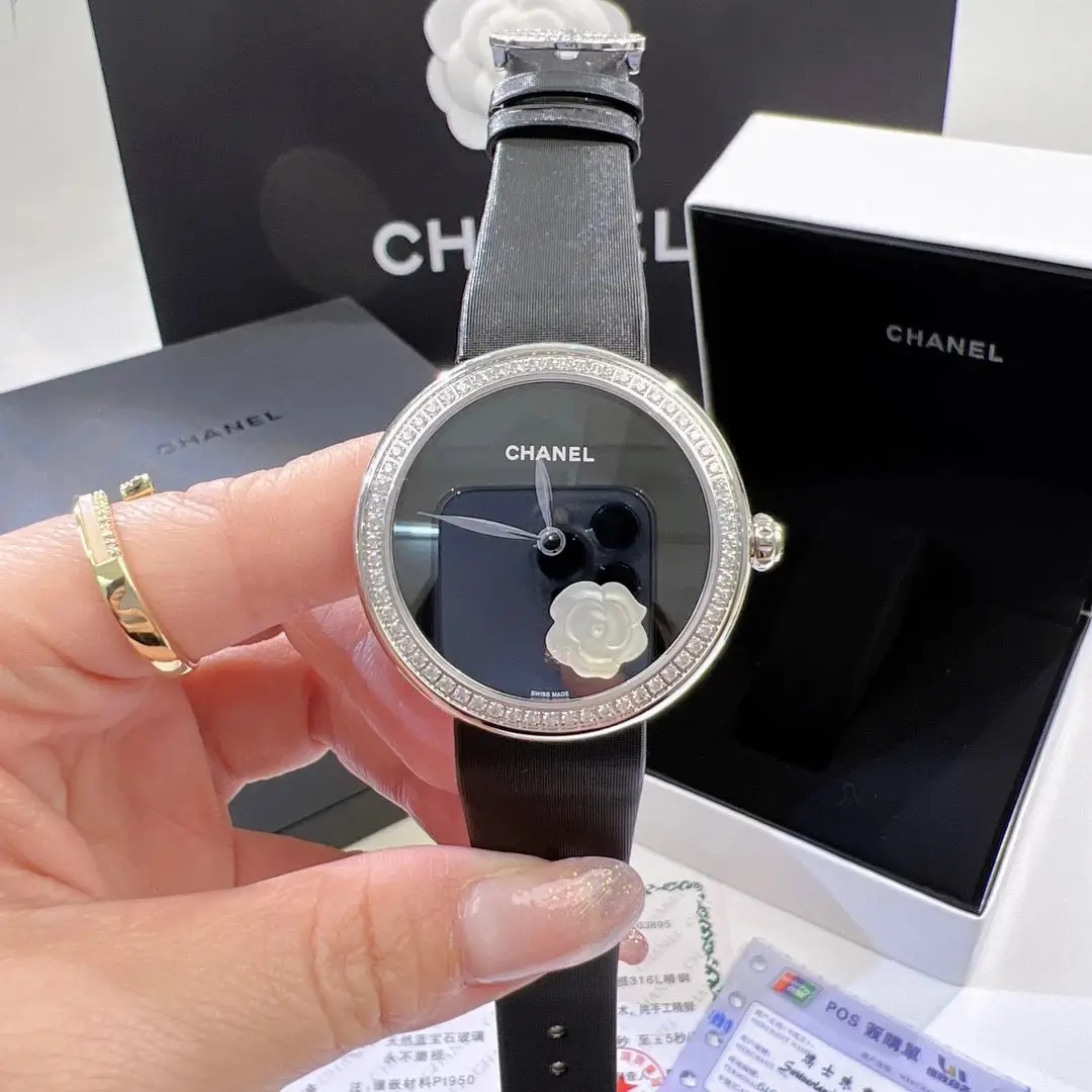 Chanel Quartz Watch — photo 5 of 6