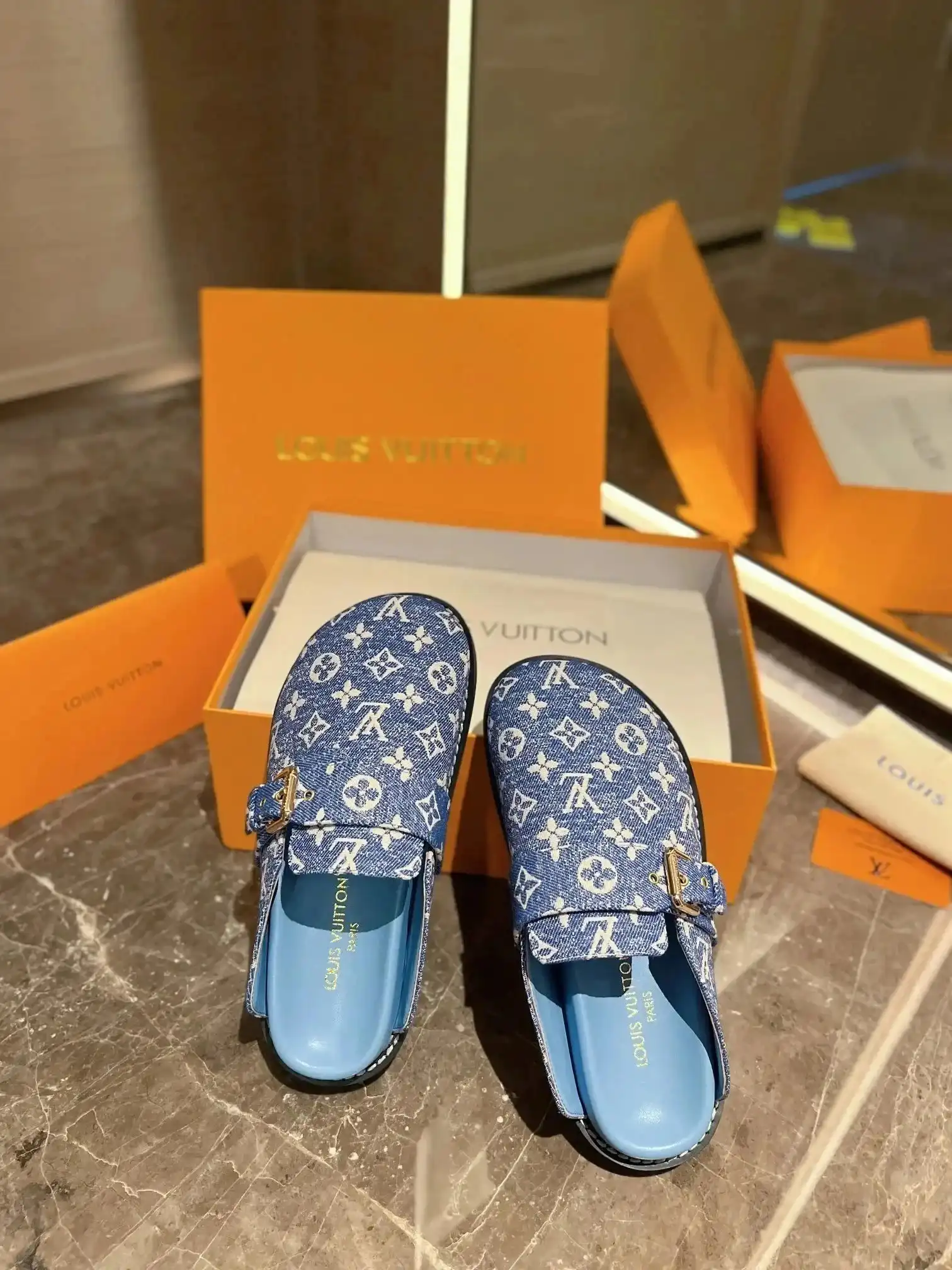 Louis Vuitton Loafers — photo 11 of 14